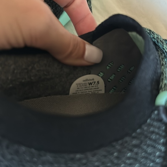 Allbird shoes - Picture 5 of 7